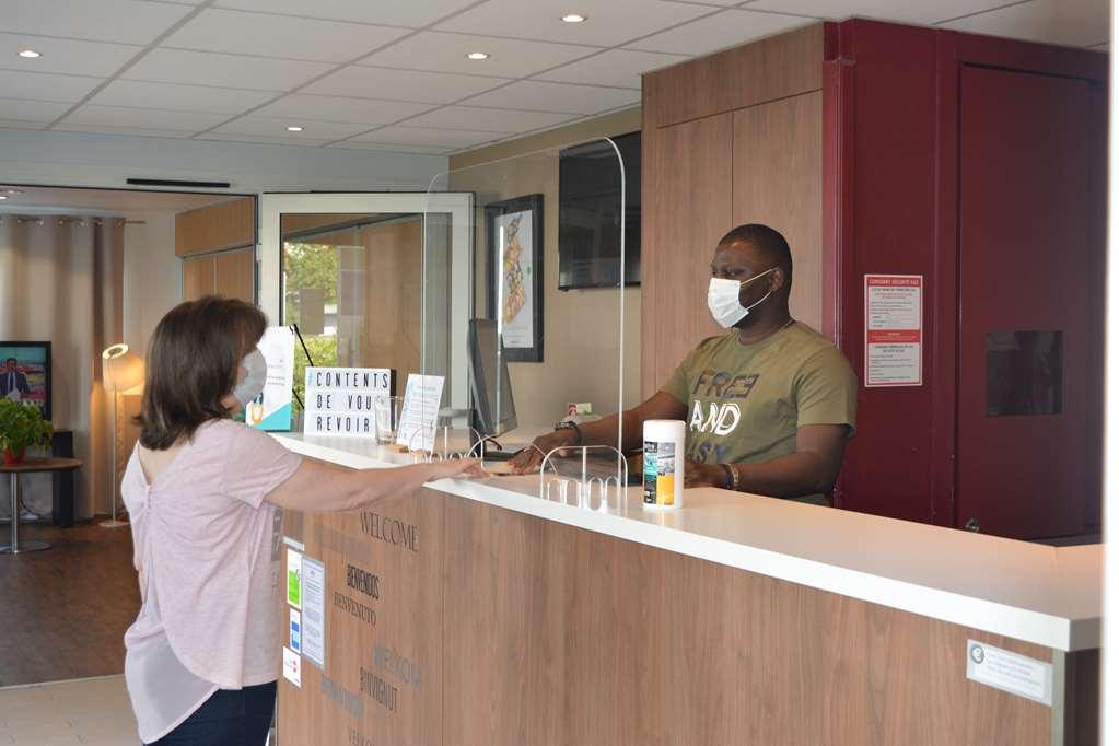 Campanile Limoges Nord Hotel Интериор снимка