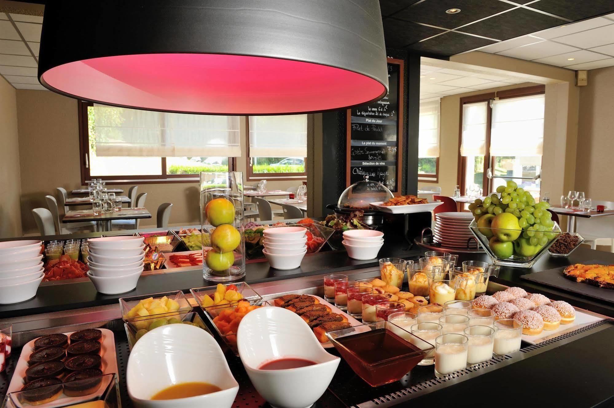 Campanile Limoges Nord Hotel Екстериор снимка